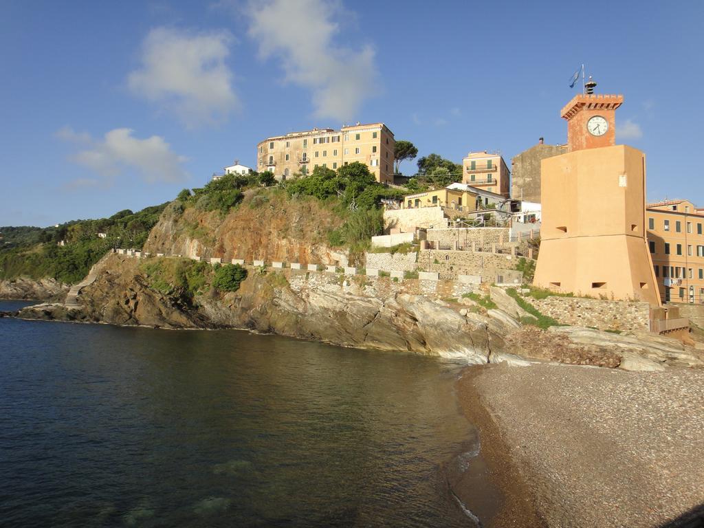 Casa Valdese Rio Marina Hotel Exterior photo